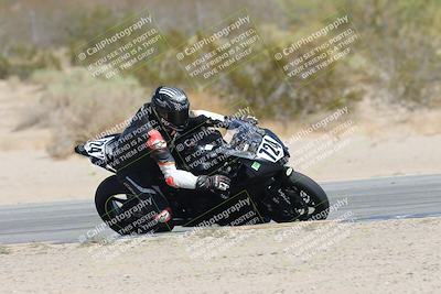 media/Oct-04-2025-CVMA (Sat) [[408bcdd6e4]]/Race 7- Formula 40 MW and LW/